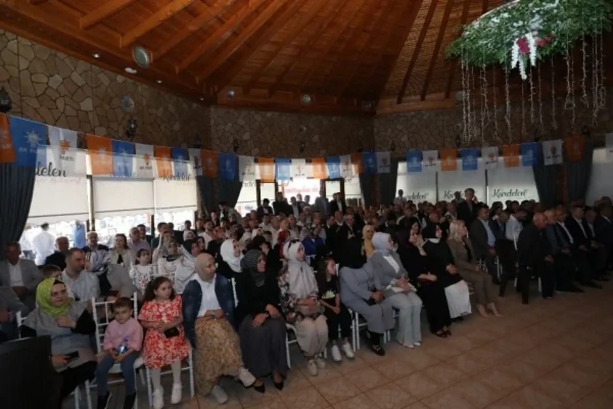 AK Parti İnegöl İlçe teşkilatı bayramlaştı