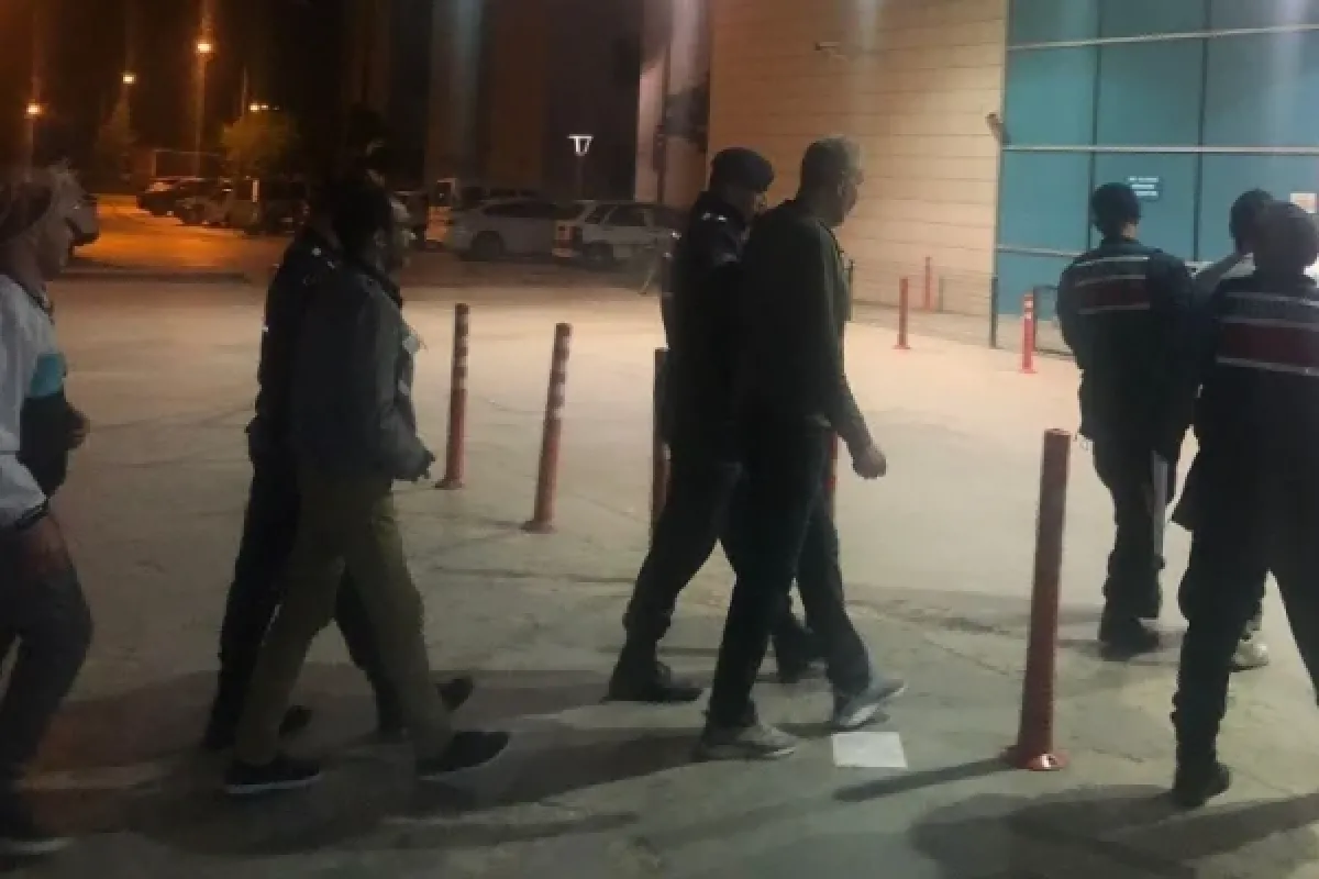 4 kaçak göçmen yakalandı