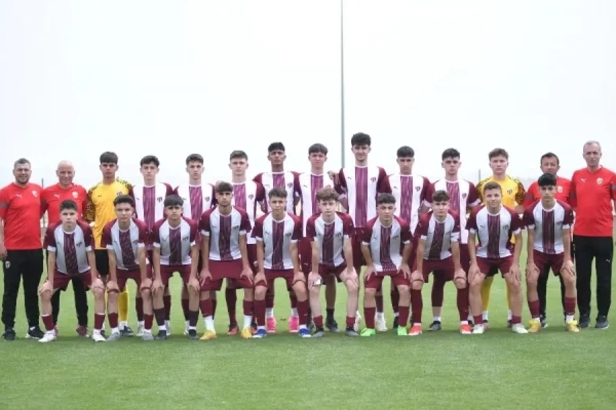 Uğurdağ, İnegölspor'un geleceğine sponsor oldu