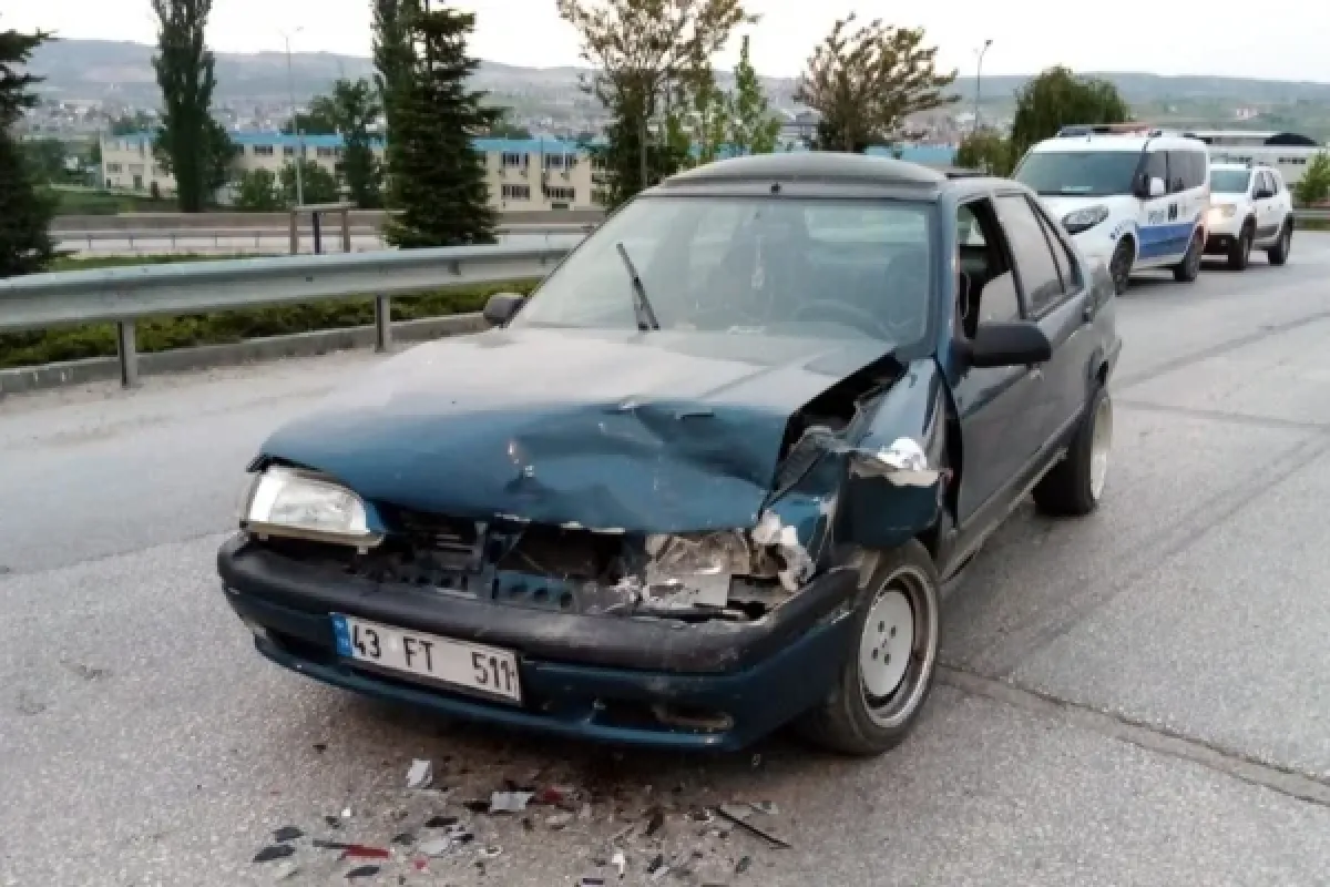 Yenice Köprülü Kavşağı'nda kaza: