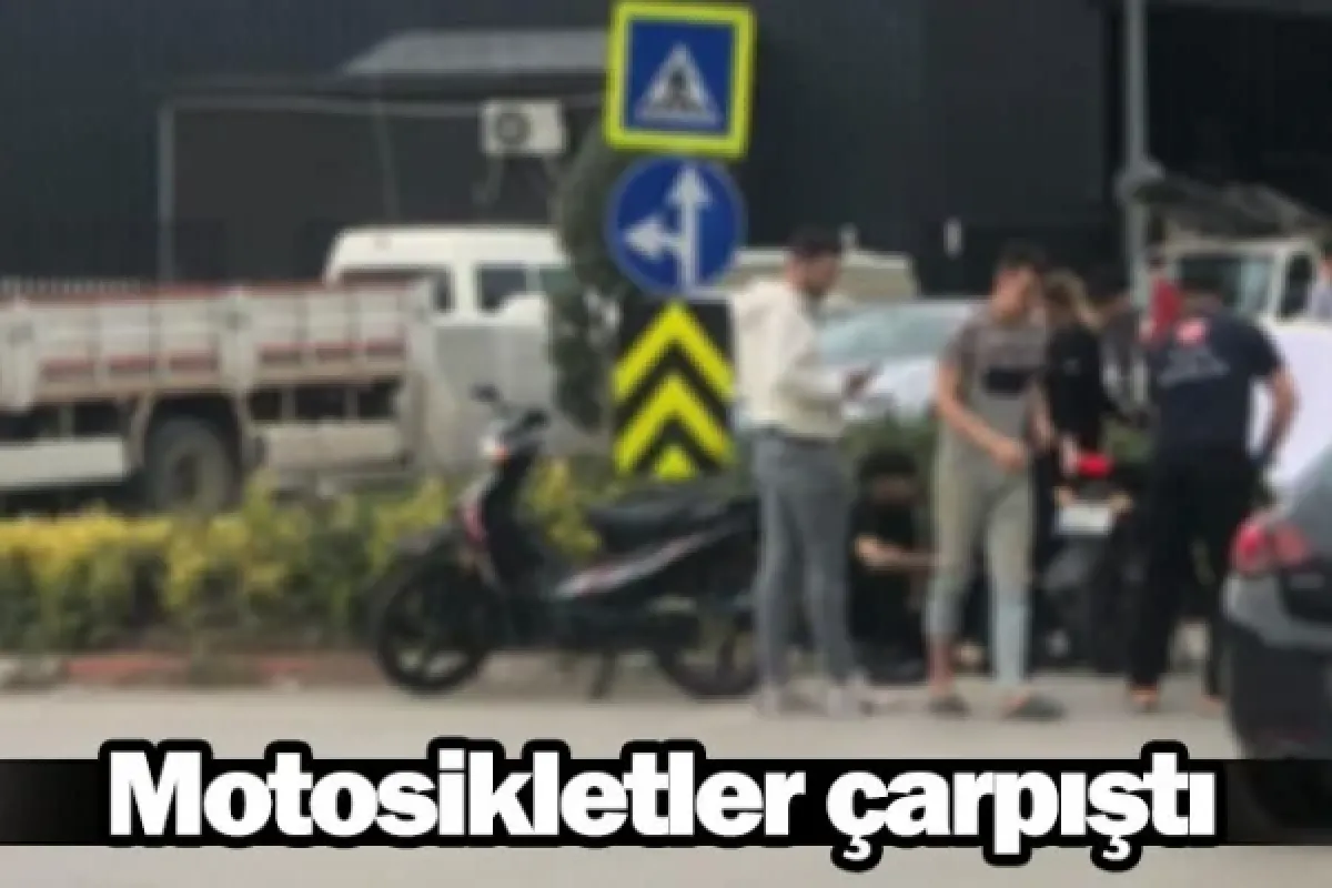 Motosikletler çarpıştı