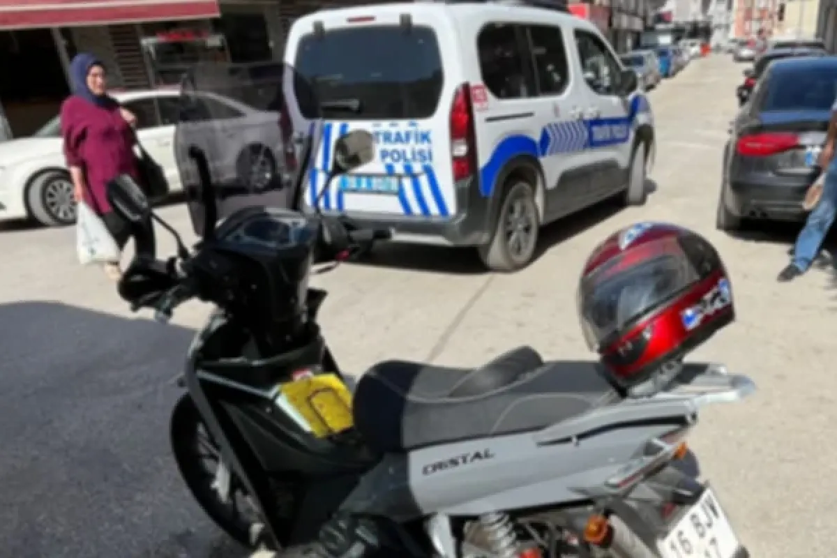 Otomobil ile çarpışan motosikletin sürücüsü yaralandı