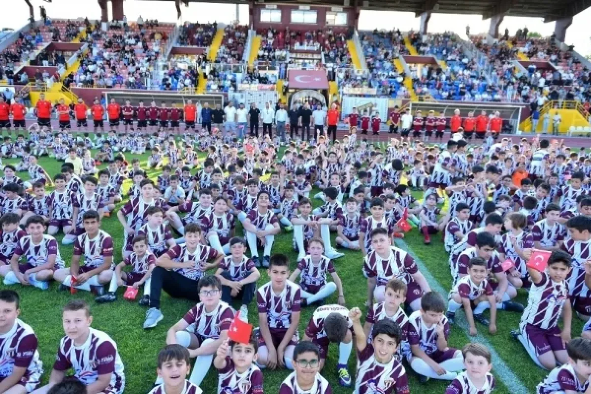 İnegölspor yaz futbol okulu başladı