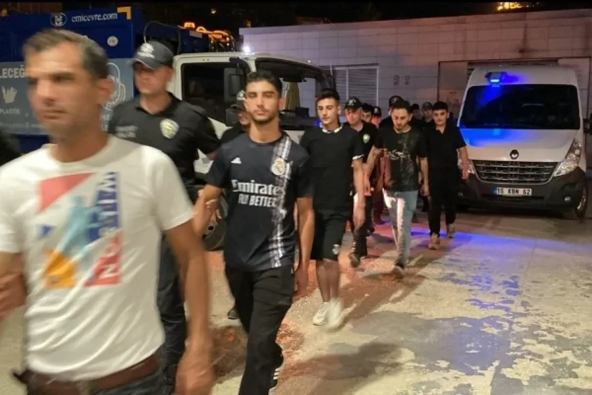Konuyu biliyorsunuz! 10 kişi...