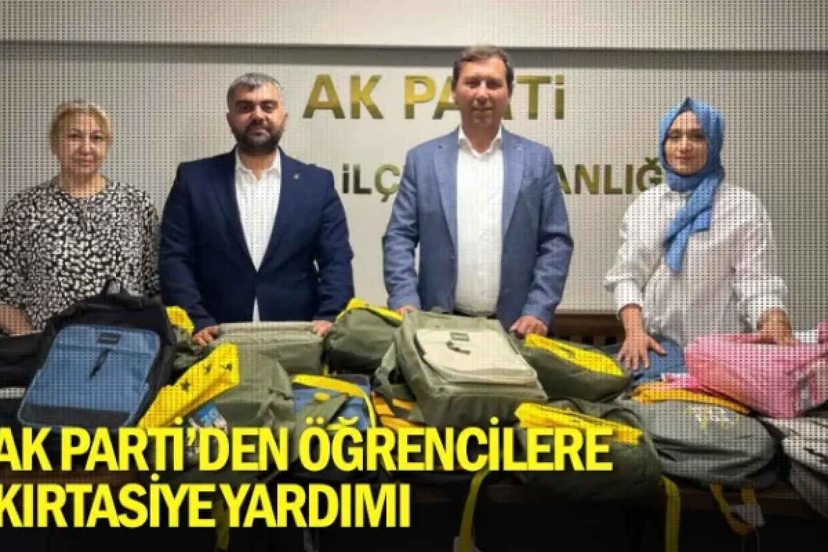 AK Parti'den öğrencilere kırtasiye yardımı