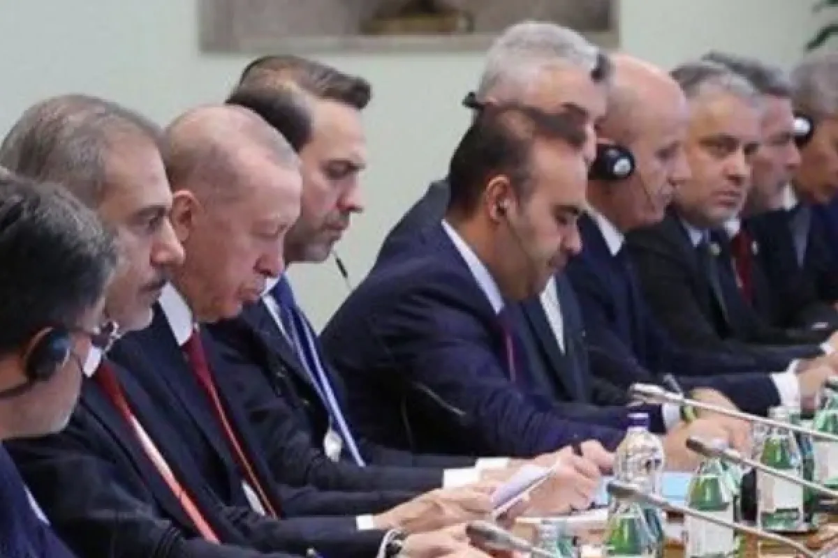 AYHAN SALMAN CUMHURBAŞKANI ERDOĞAN’A BALKANLAR’DA EŞLİK ETTİ