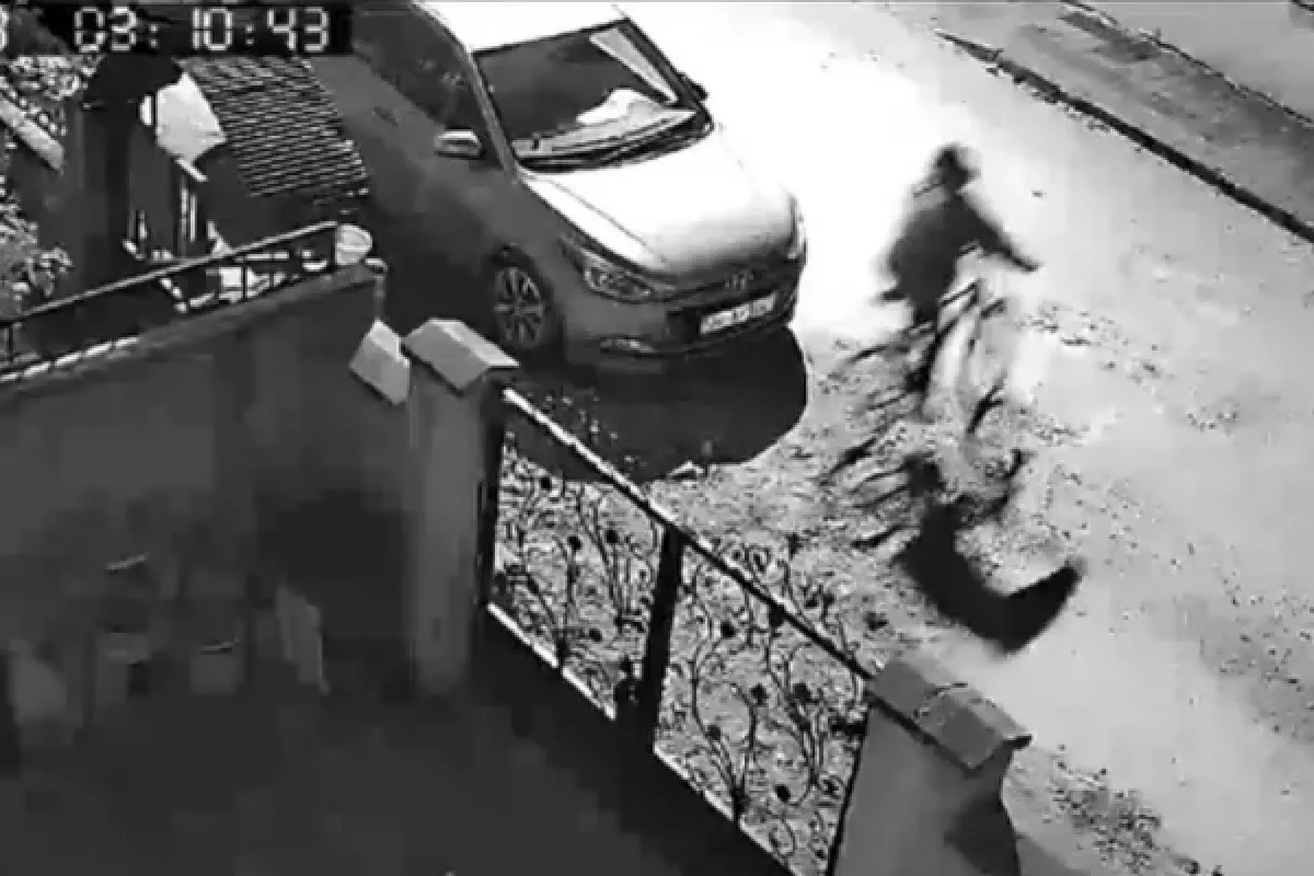 İnegöl'de bisiklet hırsızlığı kamerada