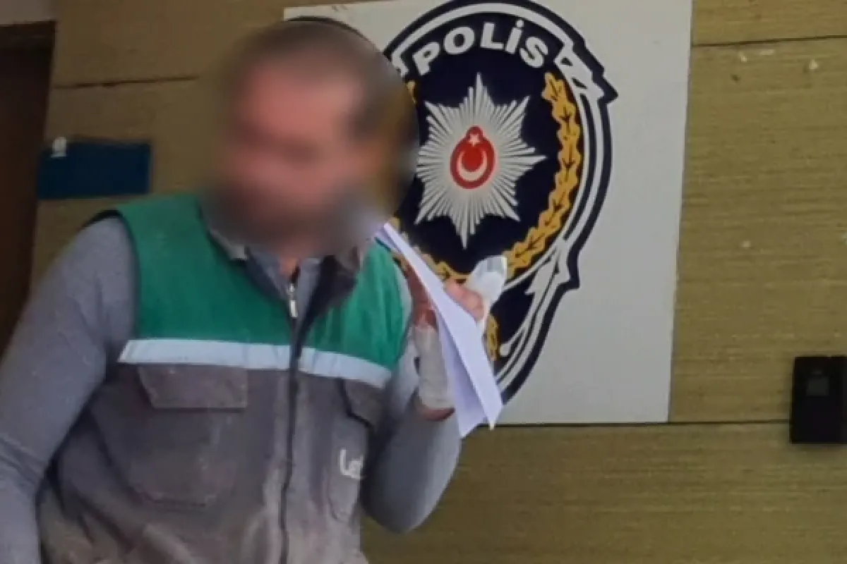 Elini makineye kaptırdı