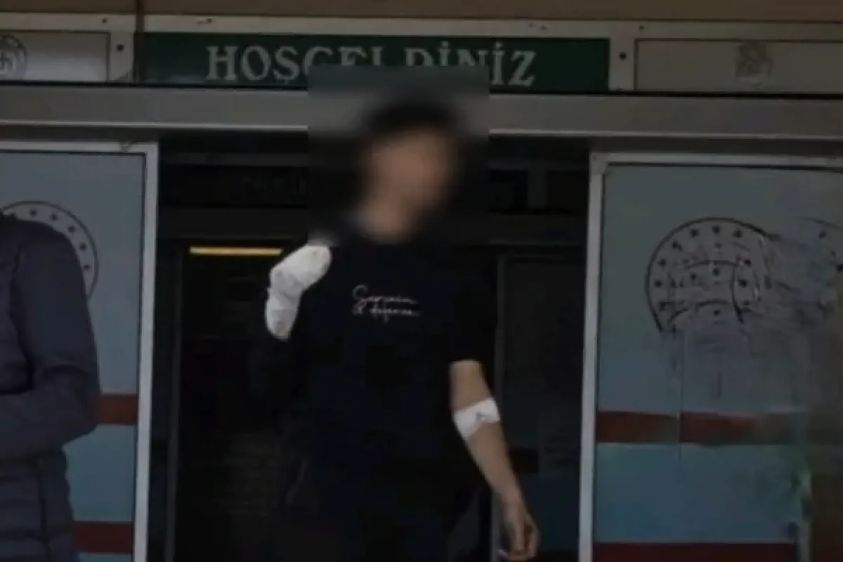 Elini makineye kaptırdı!