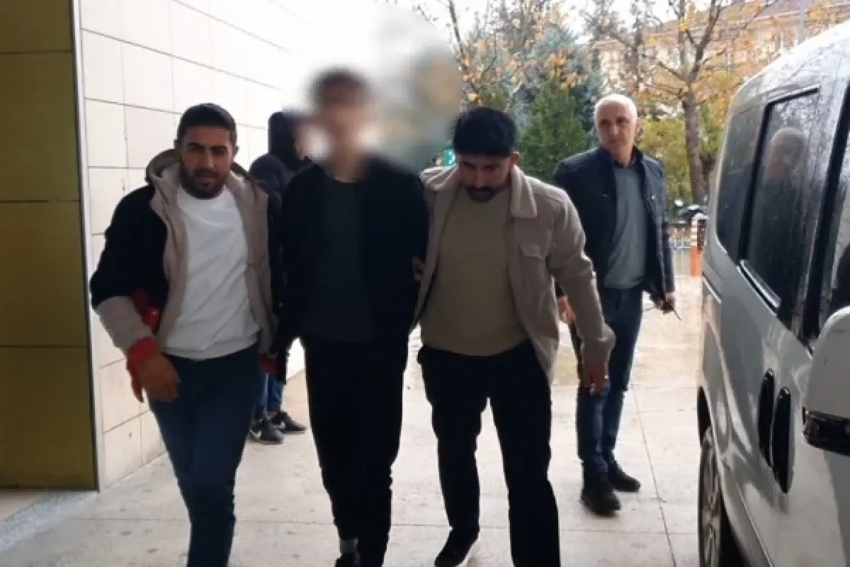 İnegöl'de dedesini bıçaklayan torun adliyede