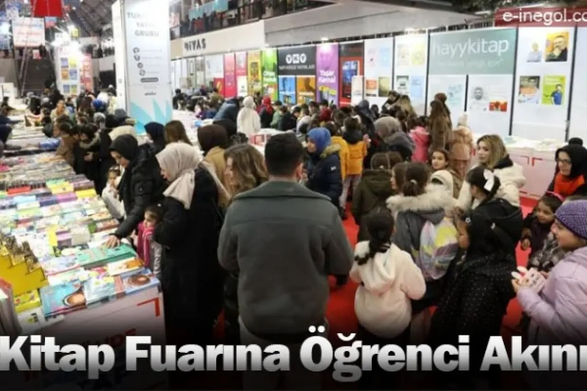 Kitap Fuarına Öğrenci Akını