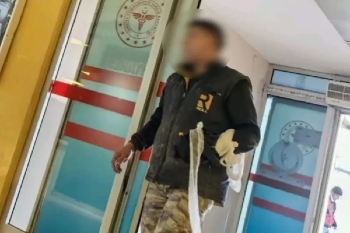 Elini makineye kaptırdı!