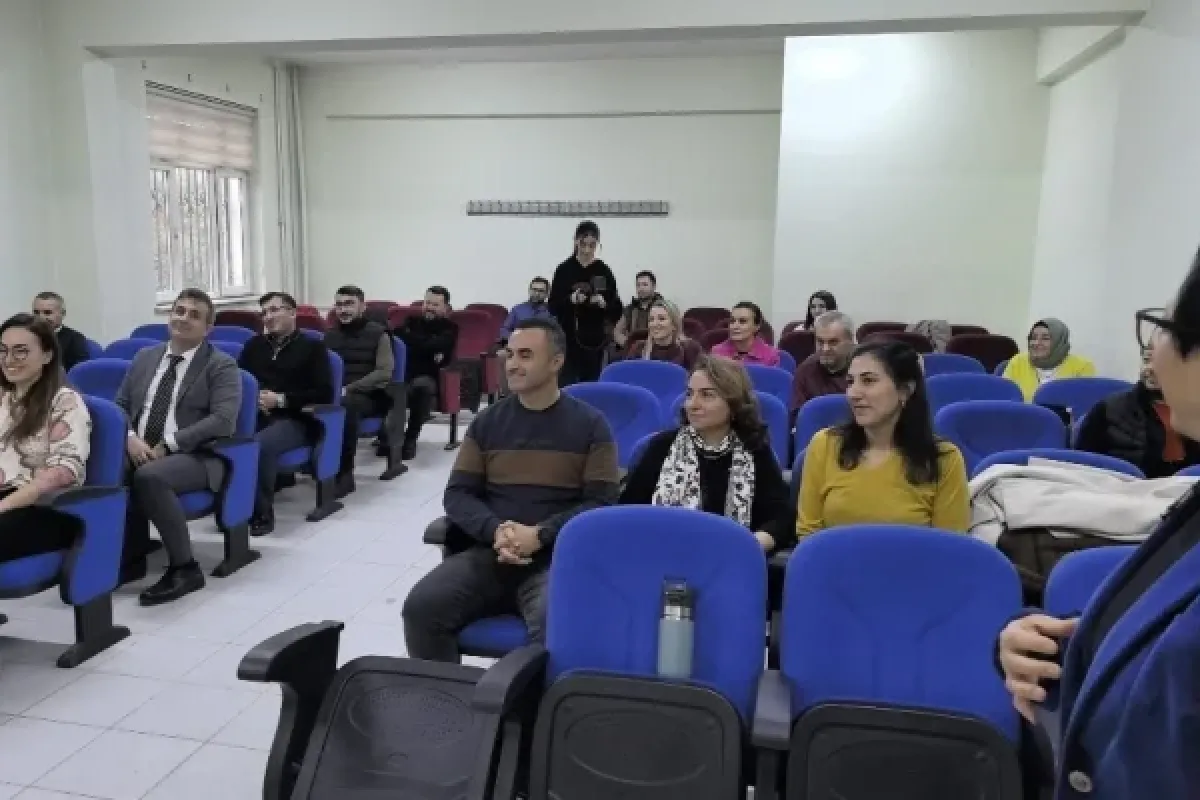 Okul yöneticilerine eğitim