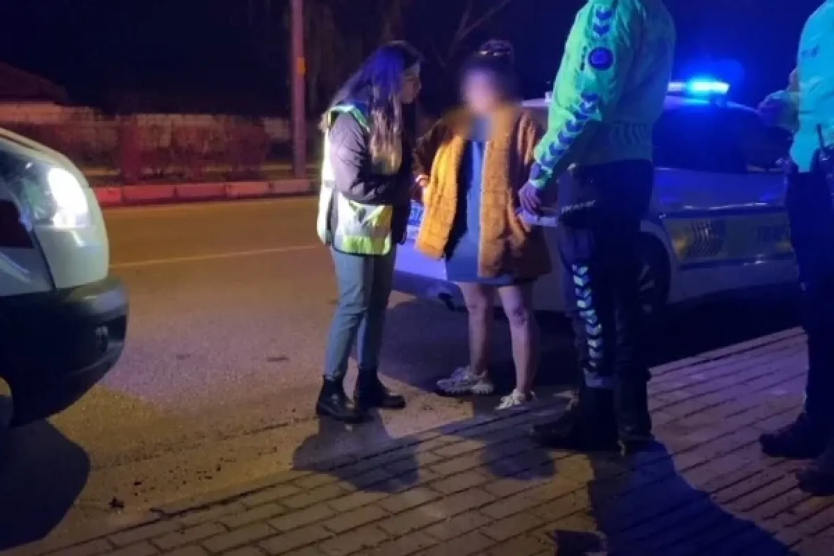 Alkollü kadın sürücü ekiplere zor anlar yaşattı 