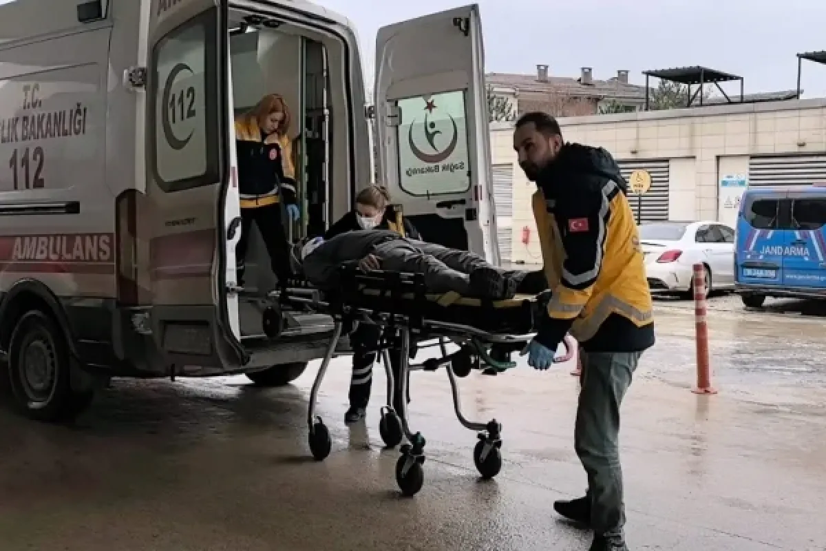 Kamyon kasasından düştü!