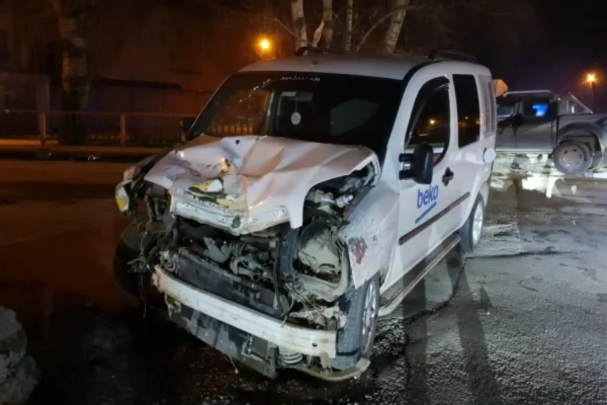 Kafa kafaya çarpıştılar!