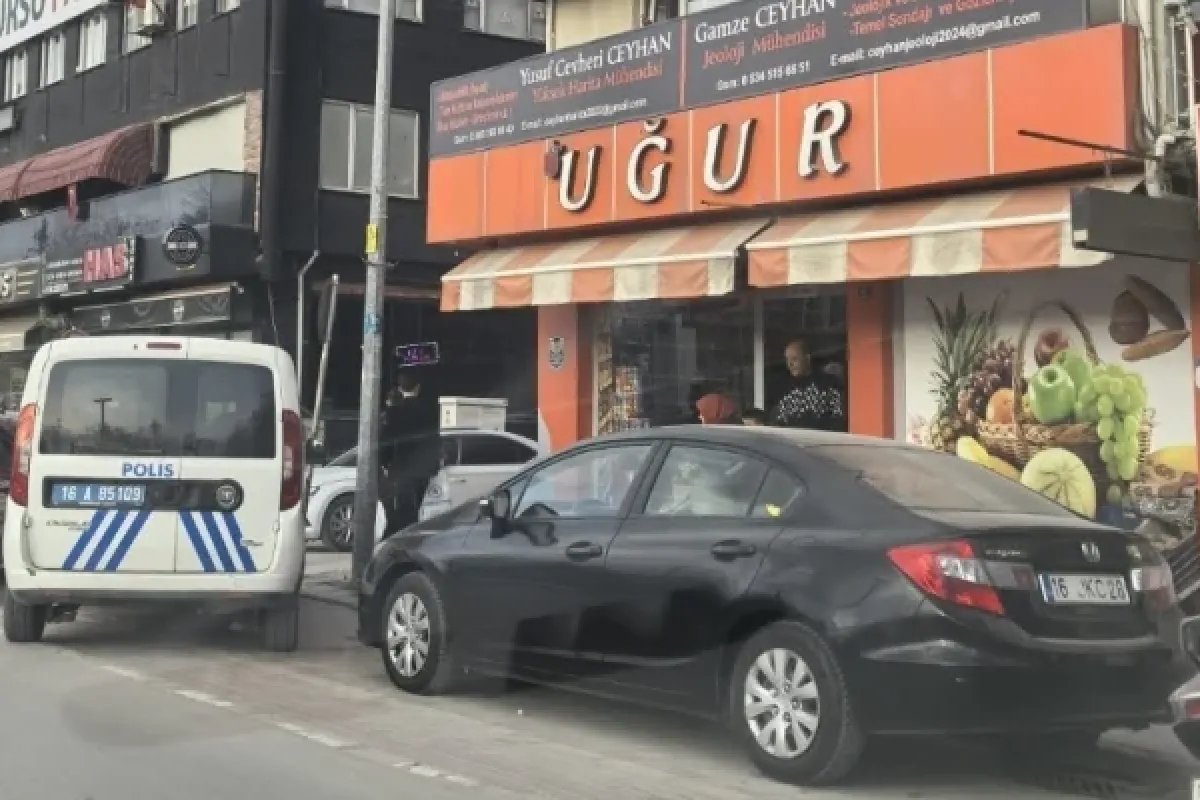 Evinde ölü bulundu