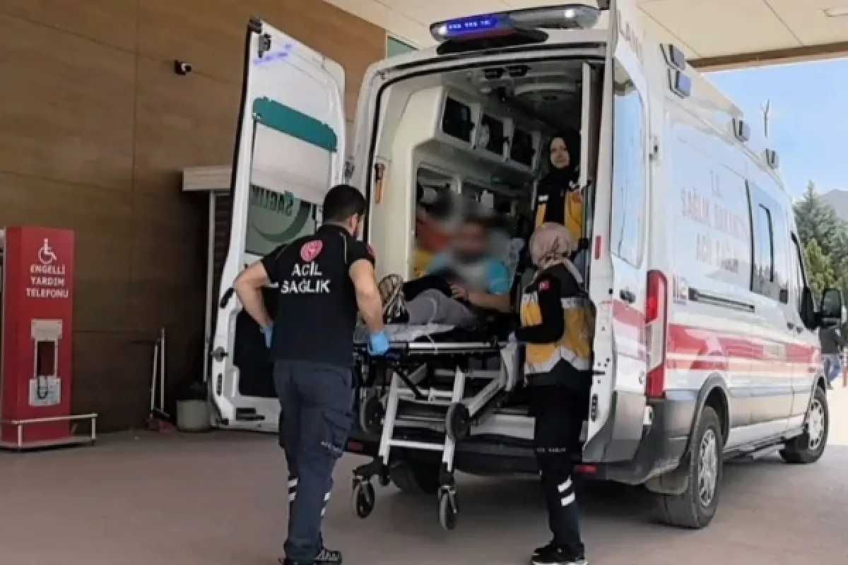 Ayağının Üzerinden Kamyon Geçti
