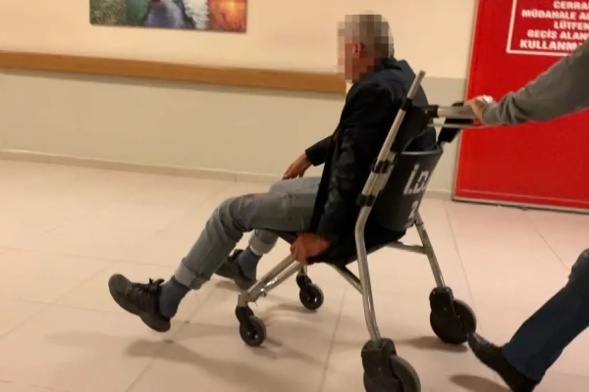 Kendi kendini bıçaklayarak yaraladı!