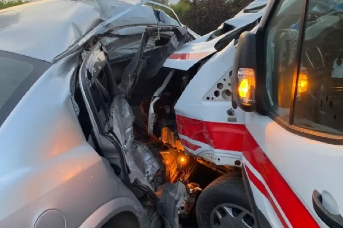 İnegöl yolunda ambulans kazası