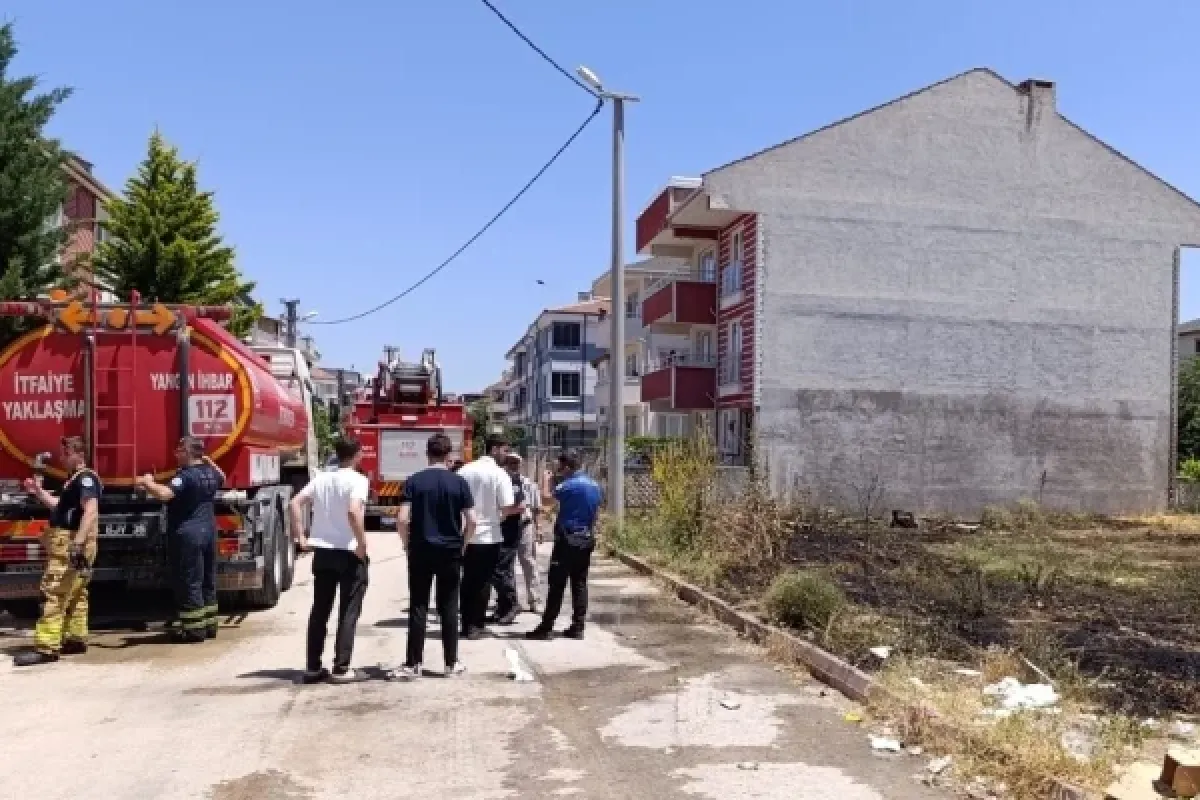 Çöpleri yakmak isterken...