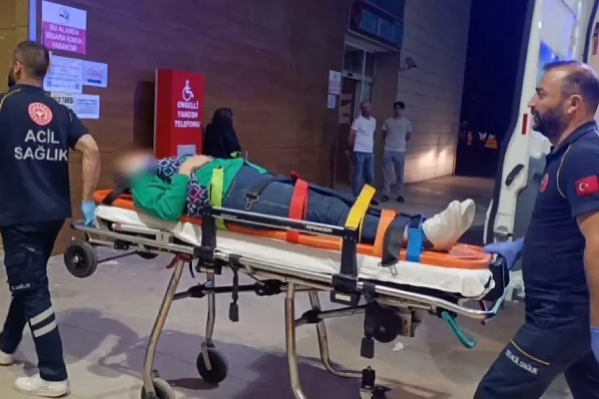 İnegöl'de korkutan kaza! Bariyerlere çarparak durabildi...
