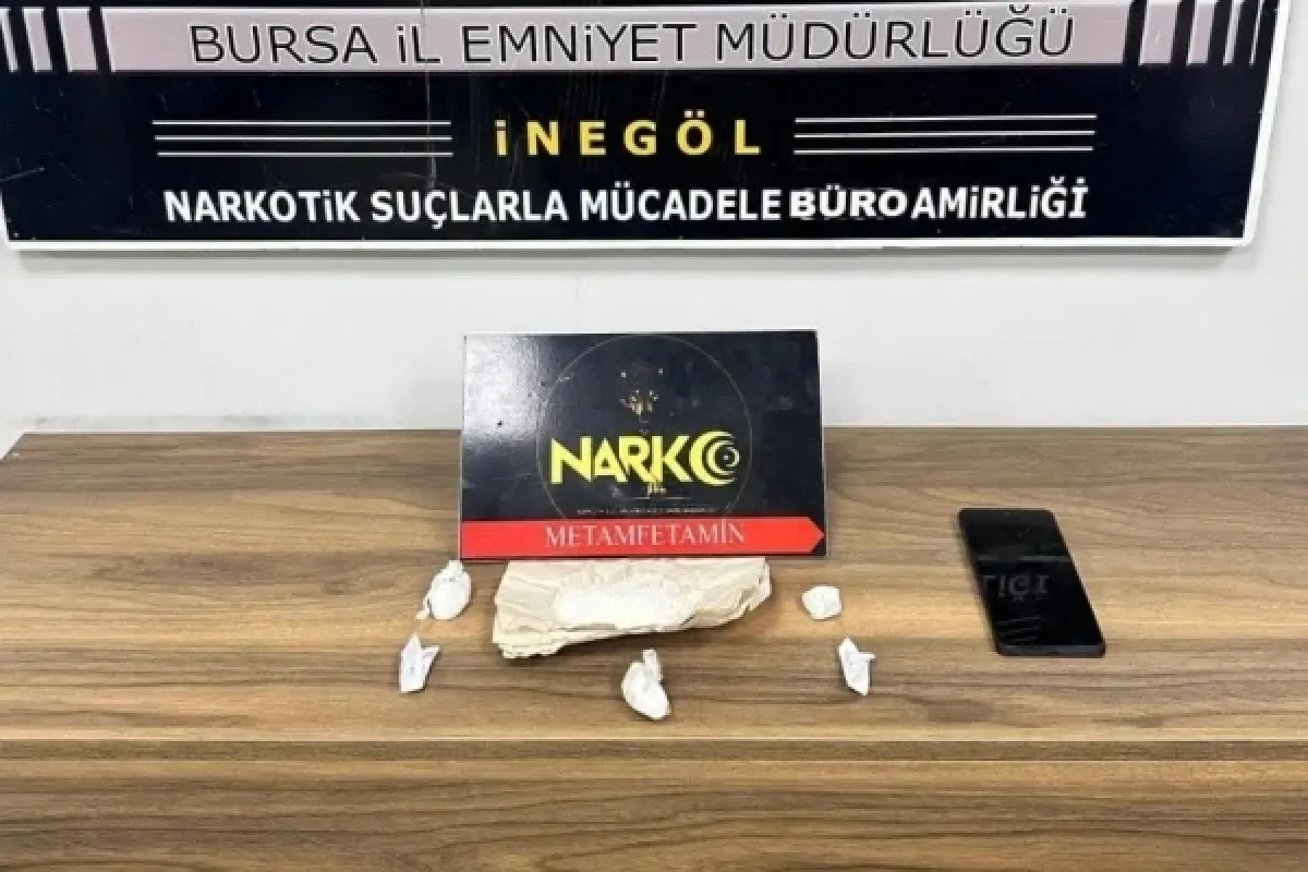 Kadın uyuşturucu taciri yakalandı 