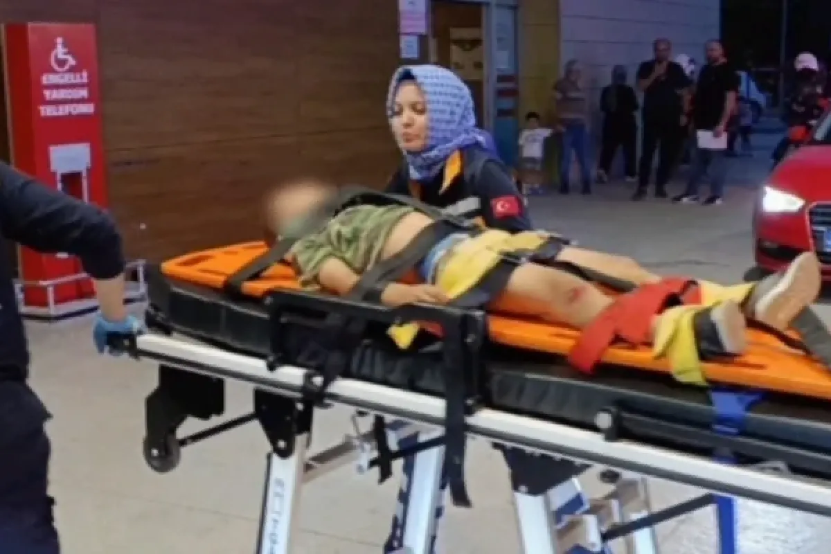 Otomobilin çarptığı çocuk ağır yaralandı