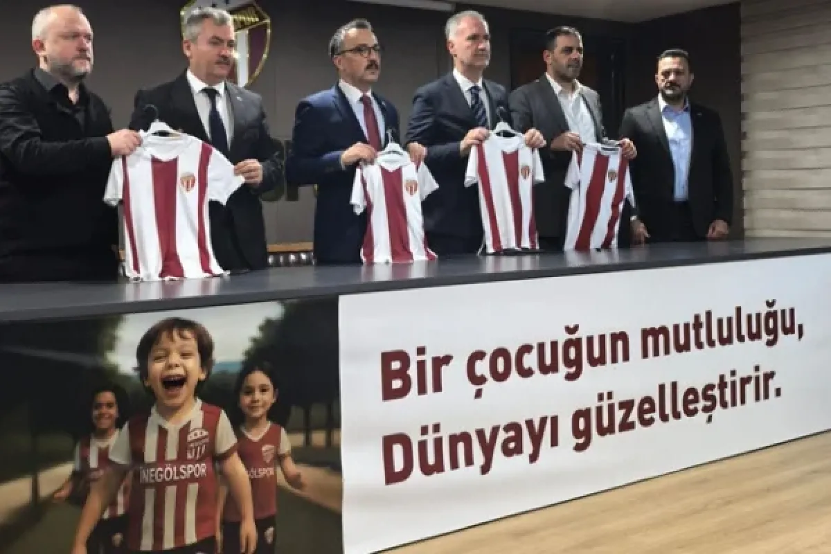 "Bir çocuğun mutluluğu, dünyayı güzelleştirir"