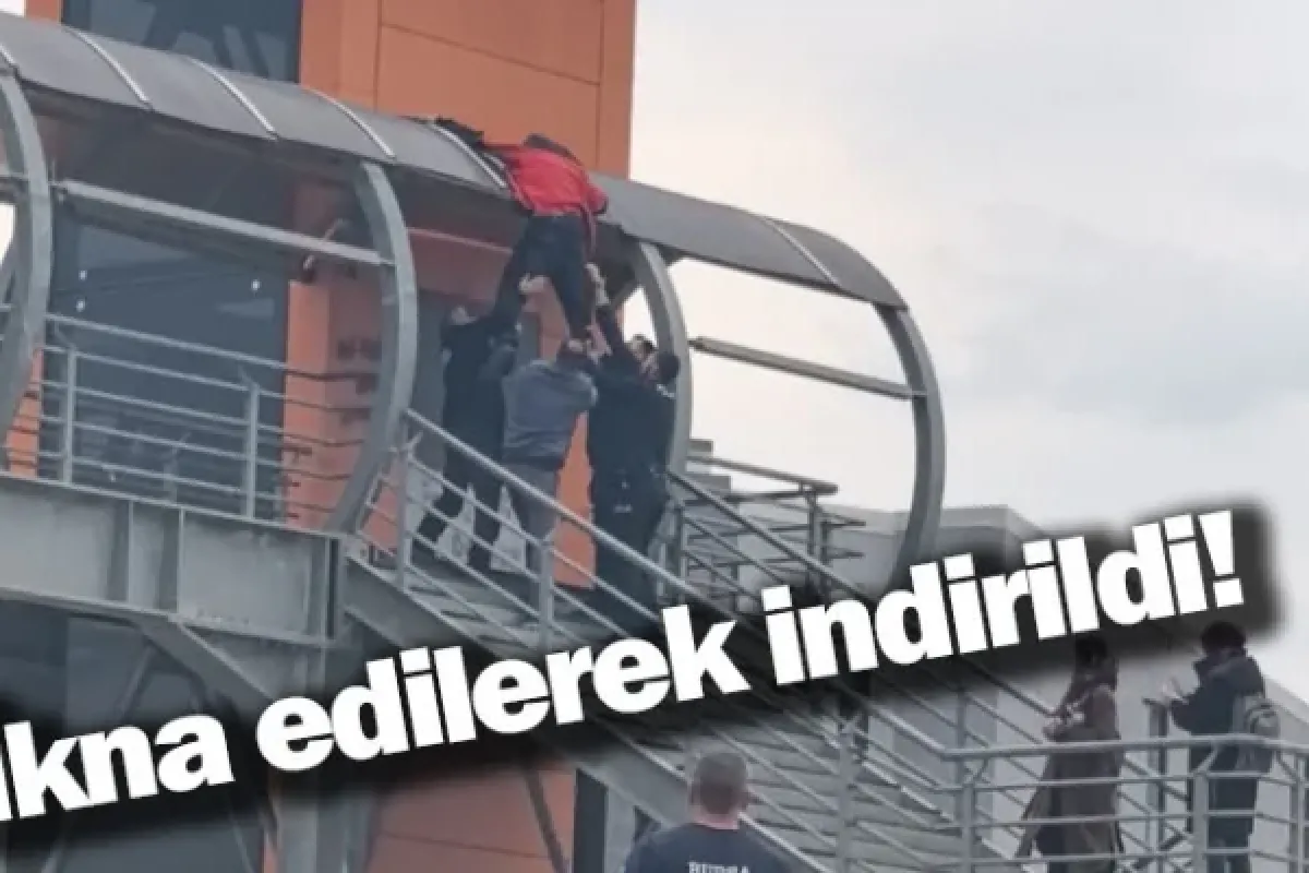İkna edilerek indirildi!