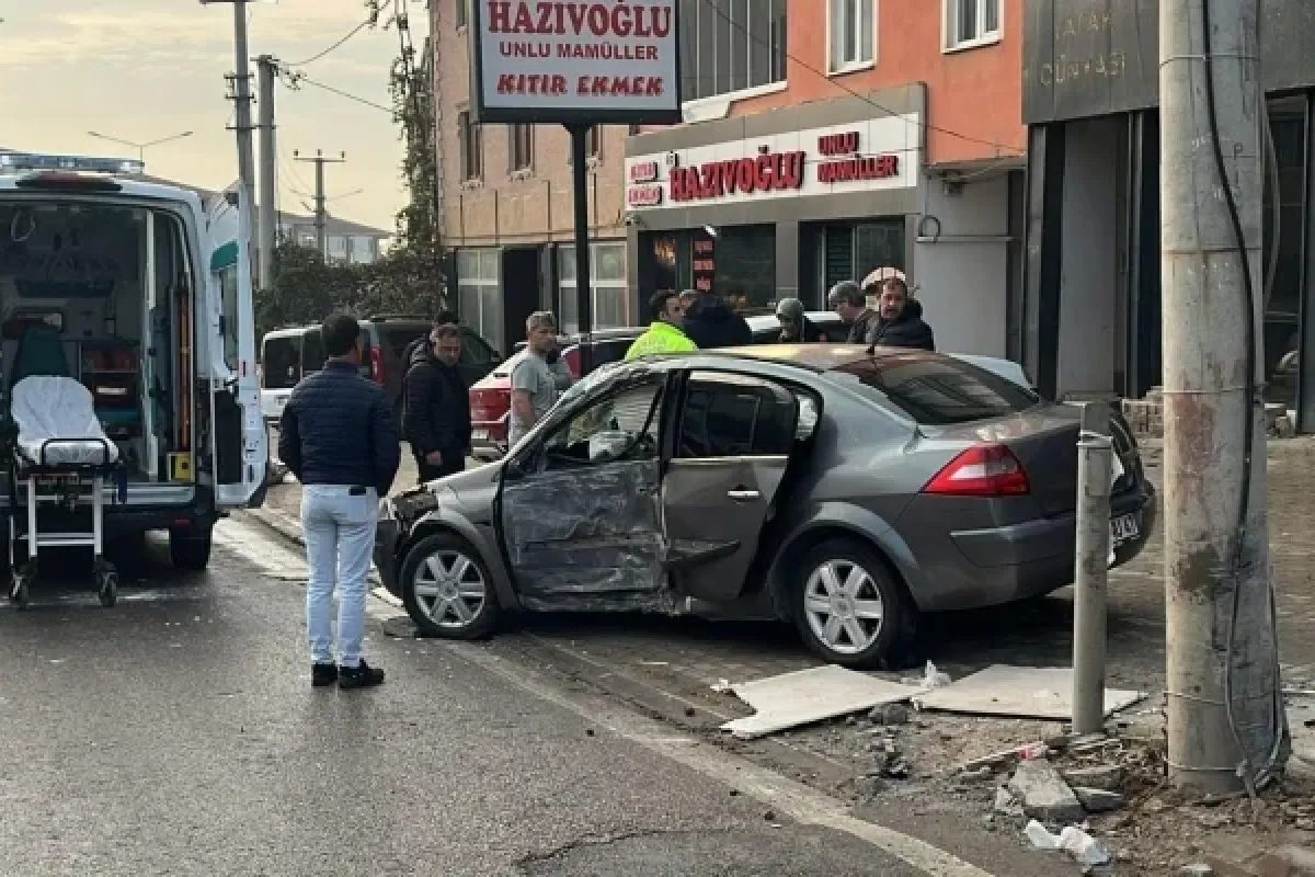 Direğe çarptı!