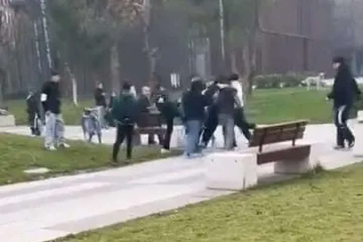 İnegöl'de iki grup birbirine girdi