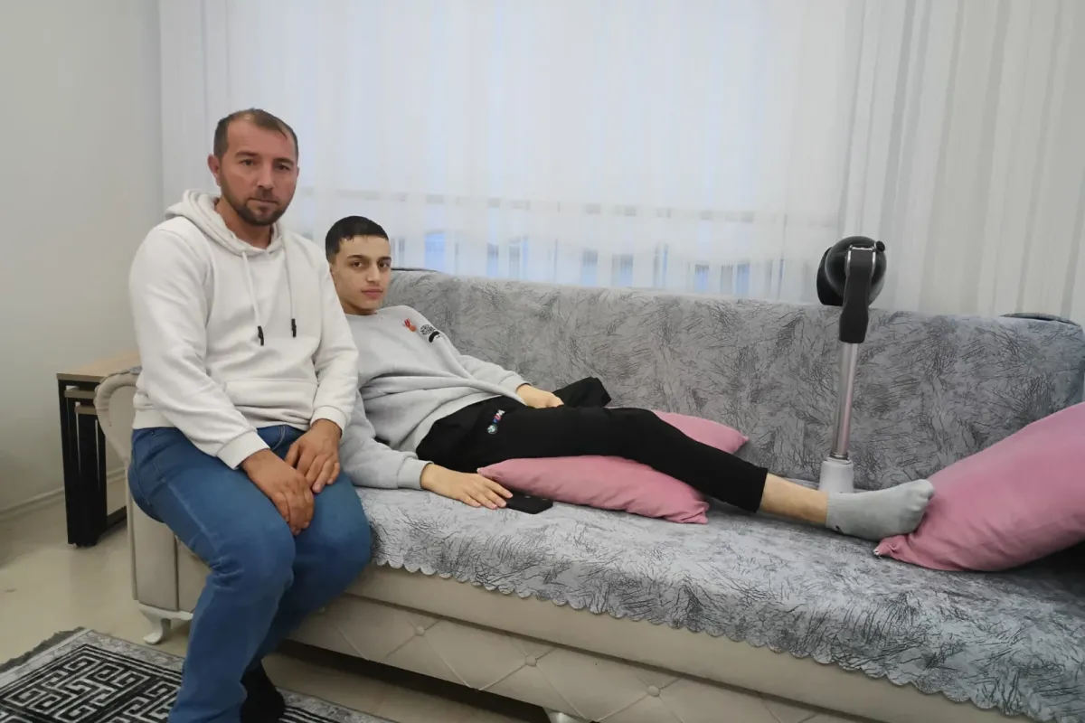 Emrah yardım eli bekliyor