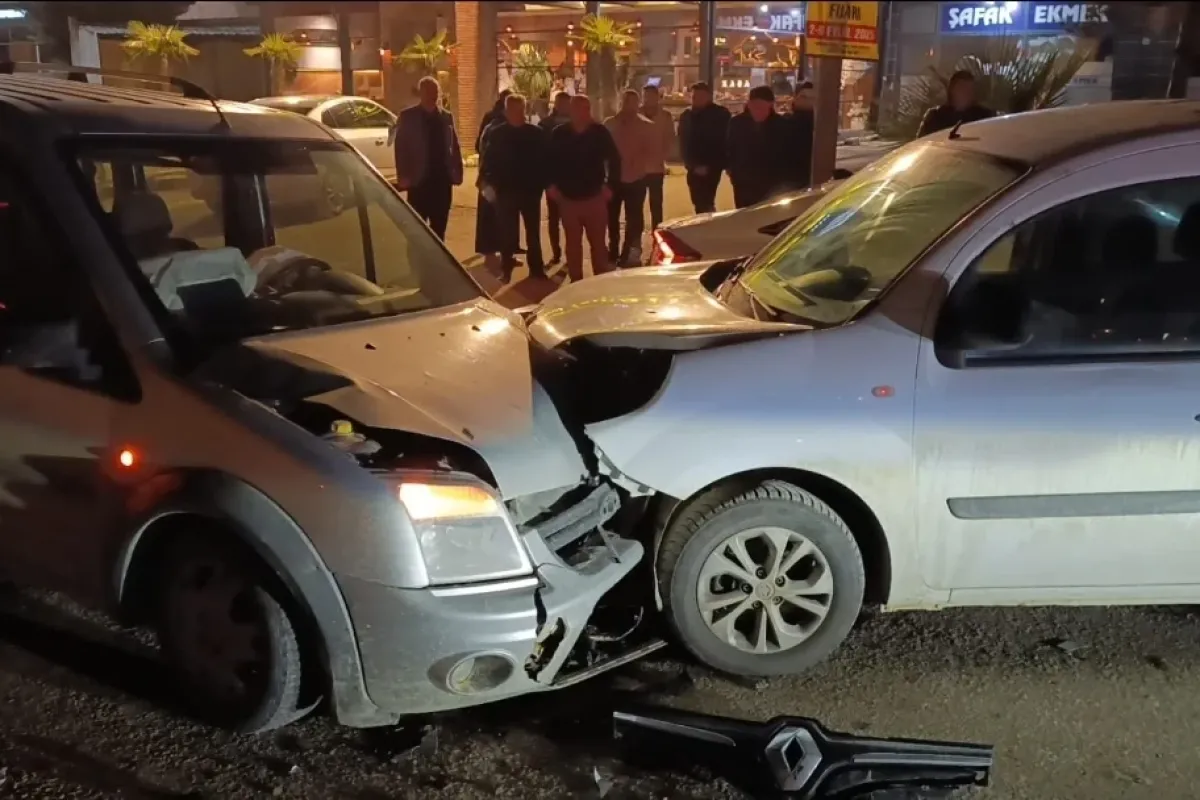 Kafa kafaya çarpıştılar!