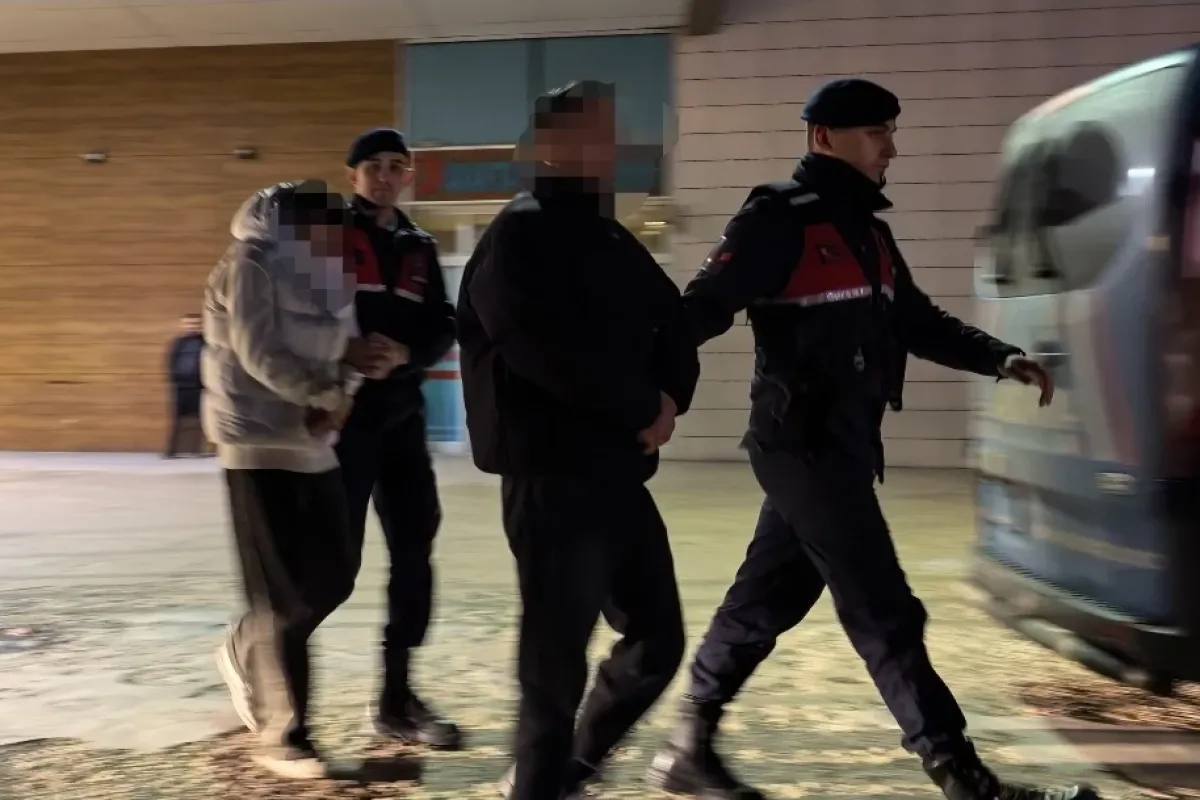 Kablo hırsızları Jandarma'dan kaçamadı