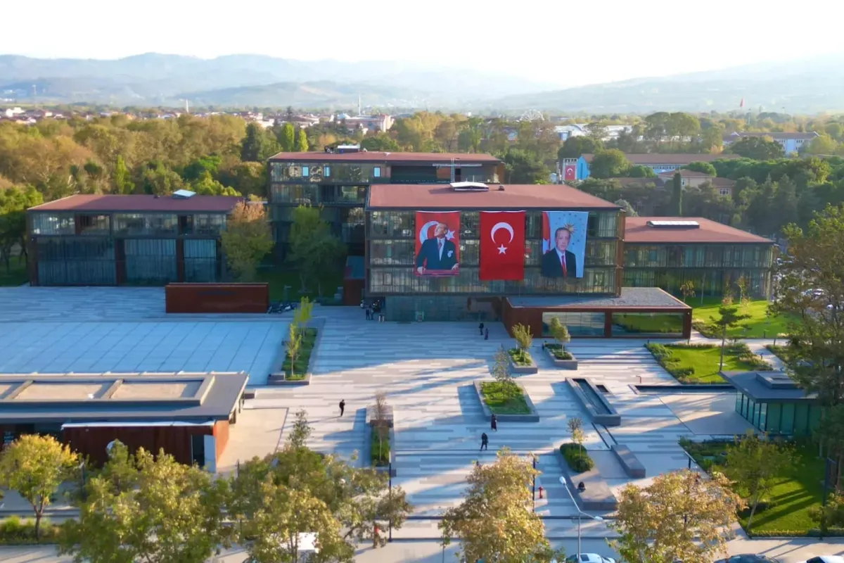 İnegöl’de Kültür Ve Sanatın Yeni Adresi Kullanıma Sunuldu
