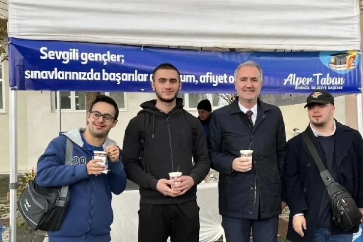İnegöl Belediyesi’nden Öğrencilere Ücretsiz Çorba İkramı