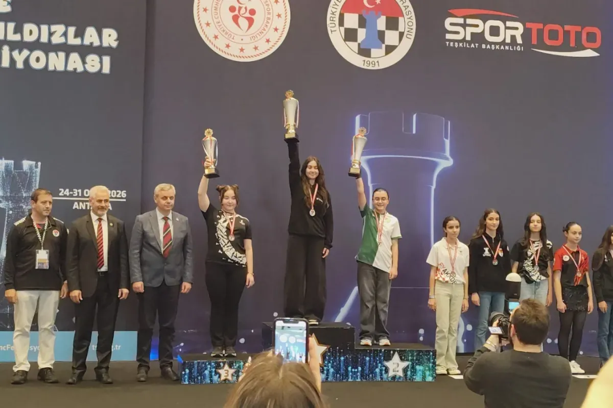 Zeynep Sönmez  Türkiye ikincisi oldu