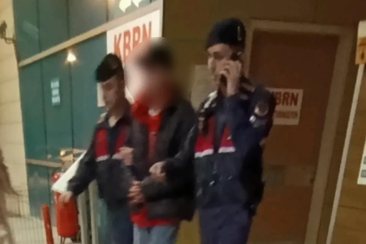 İnegöl'de kardeşinin ölümüne neden olan genci bıçakladı