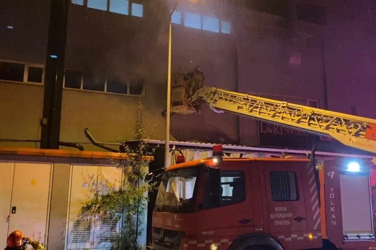 Mobilya fabrikasında yangın