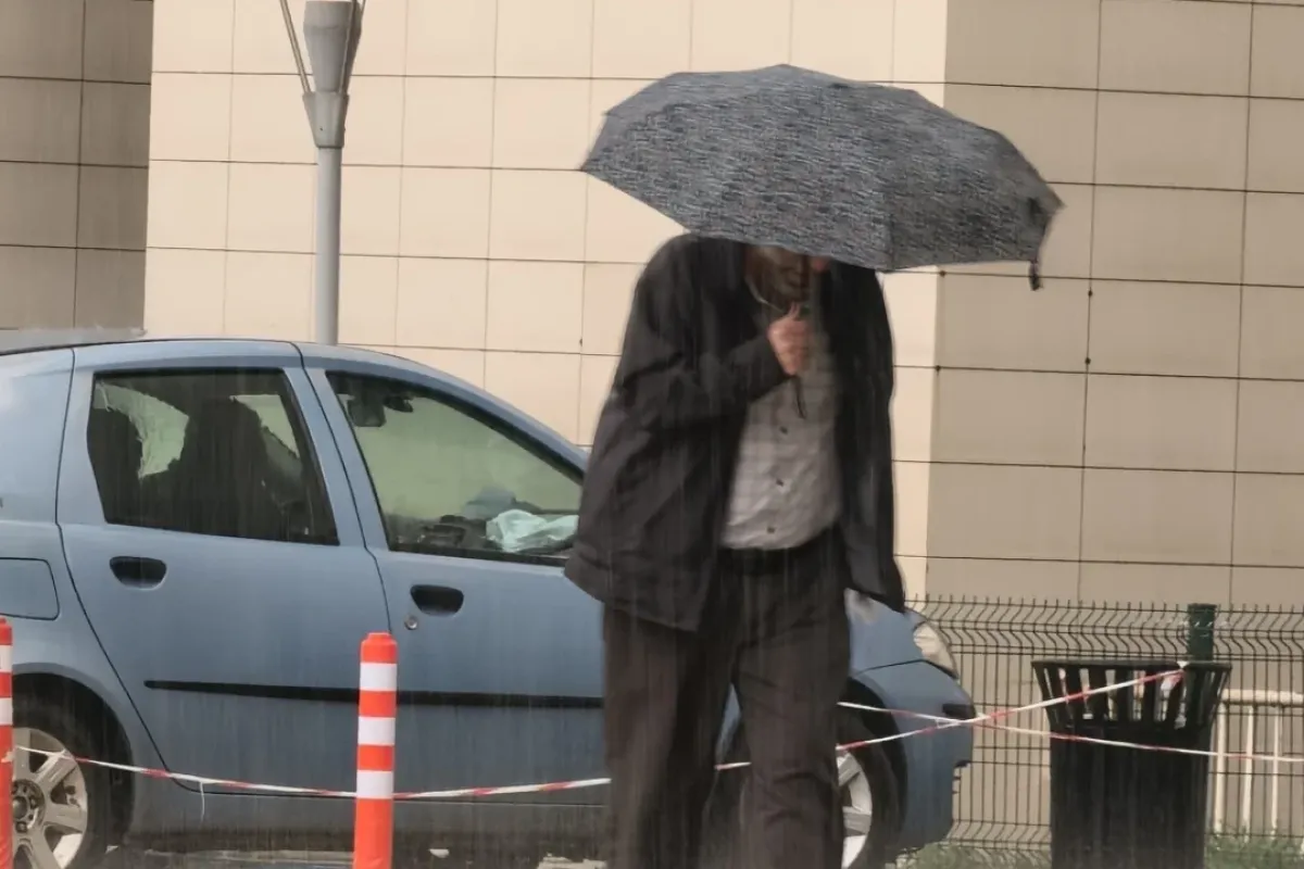 İnegöl'de sağanak yağış etkili oldu