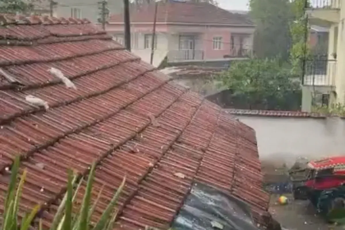 İnegöl'de dolu yağışı etkili oldu!