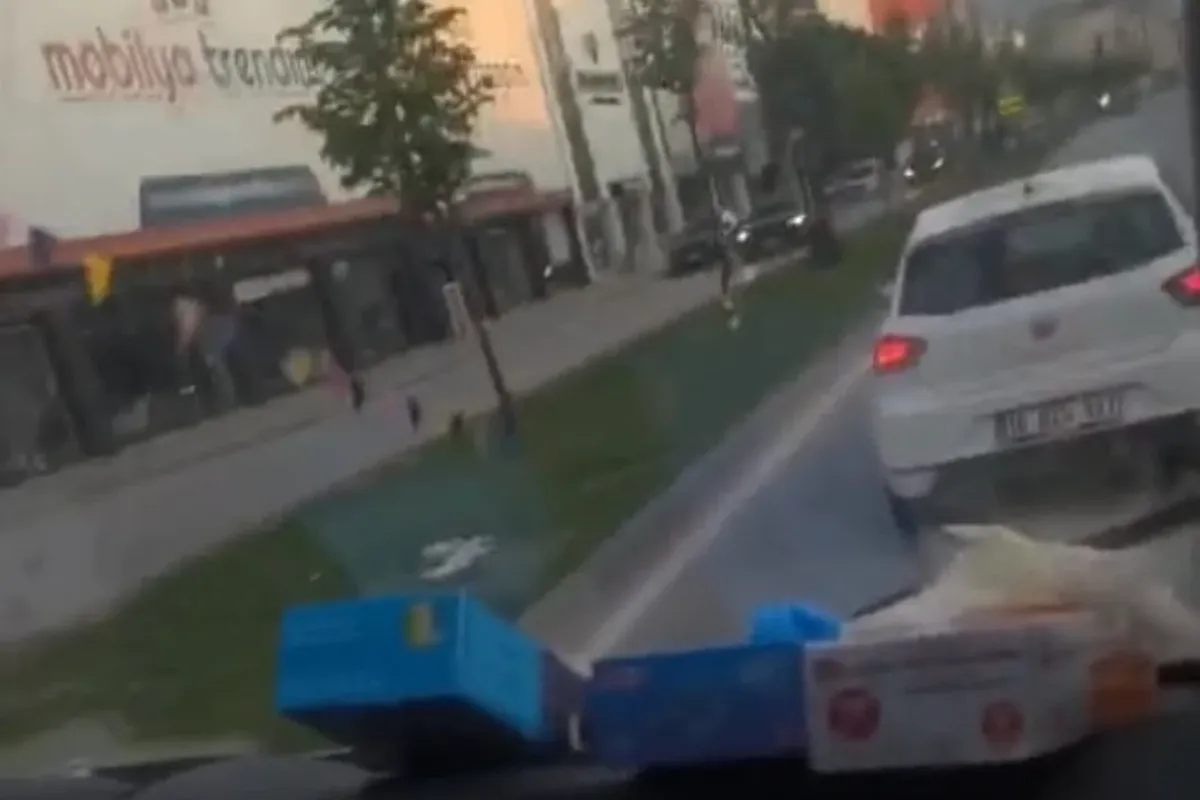 Ambulansa Yol Vermeyen Sürücüye Tepki