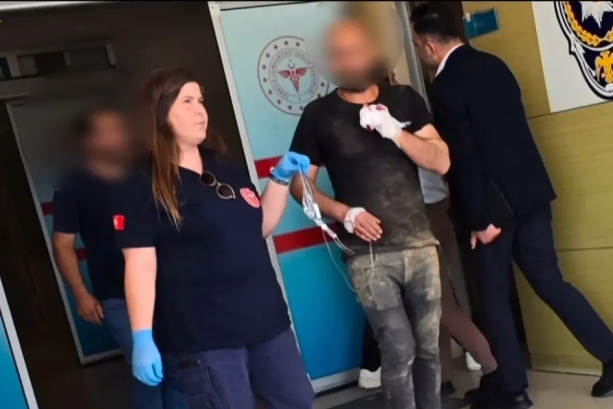 Elini makineye kaptıran işçinin parmağı koptu