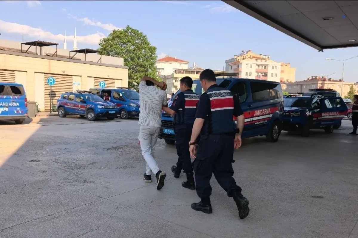 İnegöl'de Jandarmadan zehir tacirlerine dev şafak operasyonu