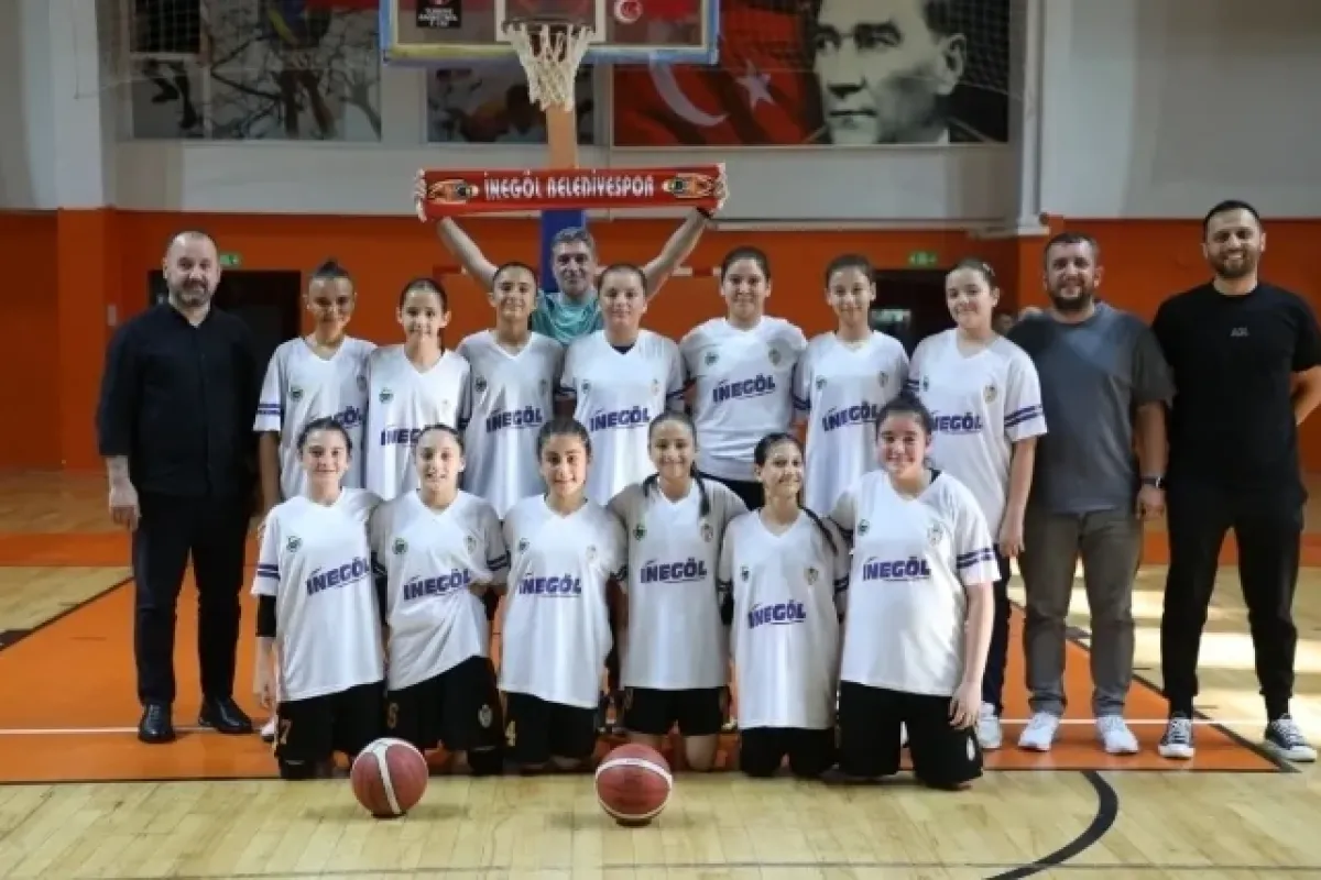 İnegöl Belediyespor U12 Kız Basketbol Takımı Bursa Üçüncüsü Oldu