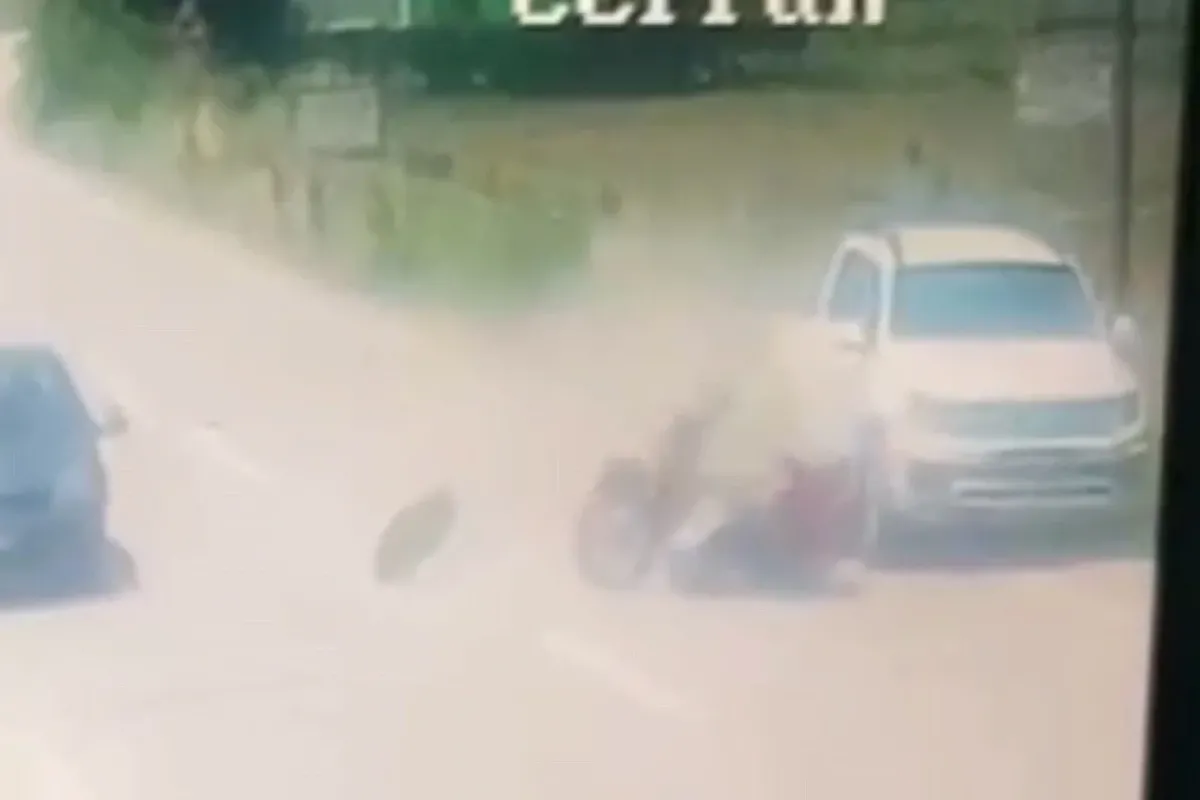 Kaza anı güvenlik kamerasında