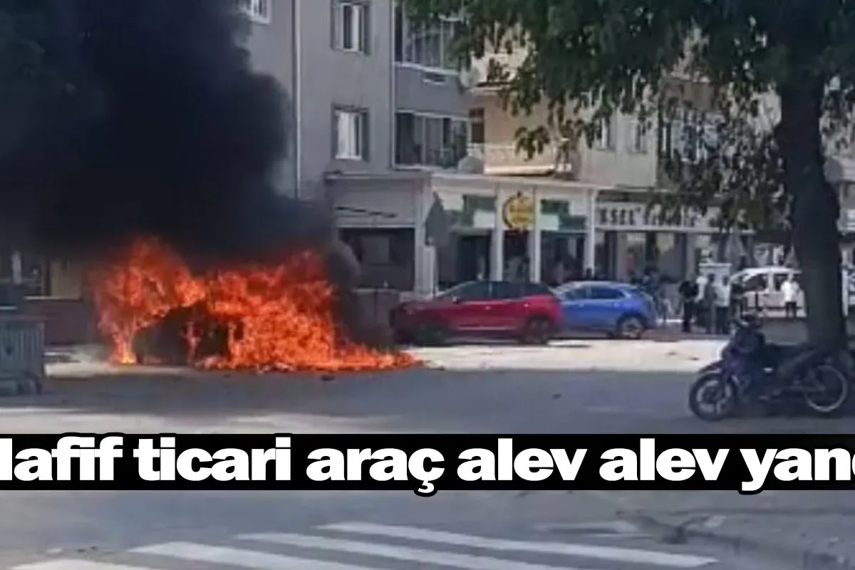 İnegöl’de hafif ticari araç alev alev yandı