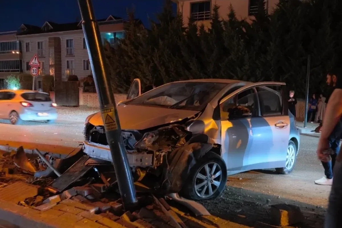 İnegöl'de yeni açılan kavşakta ilk kaza meydana geldi
