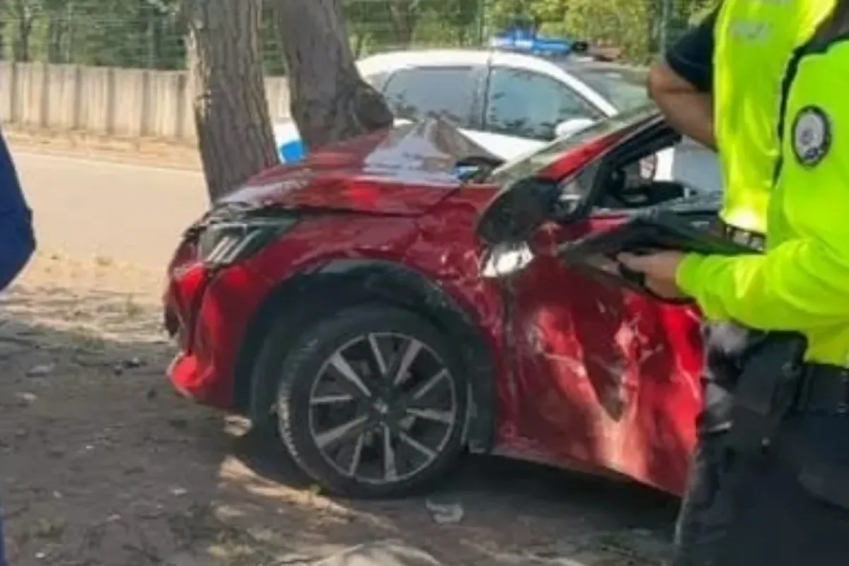 Kavşakta çarpıştılar! Yaralılar var...